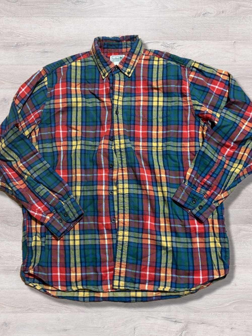 L.L. Bean Traditional Fit Men’s Multicolored Plaid Button Up Flannel Shirt Large